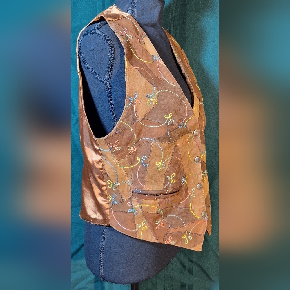AMERICAN FLIRT Brown Suede Patchwork Vest with Multicolor Embroidered Accents - Picture 2 of 6